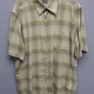 Haupt men's shirts